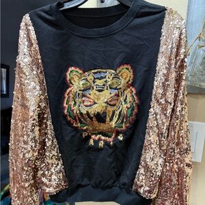 Sequin Sleeve Tiger Sweatshirt
